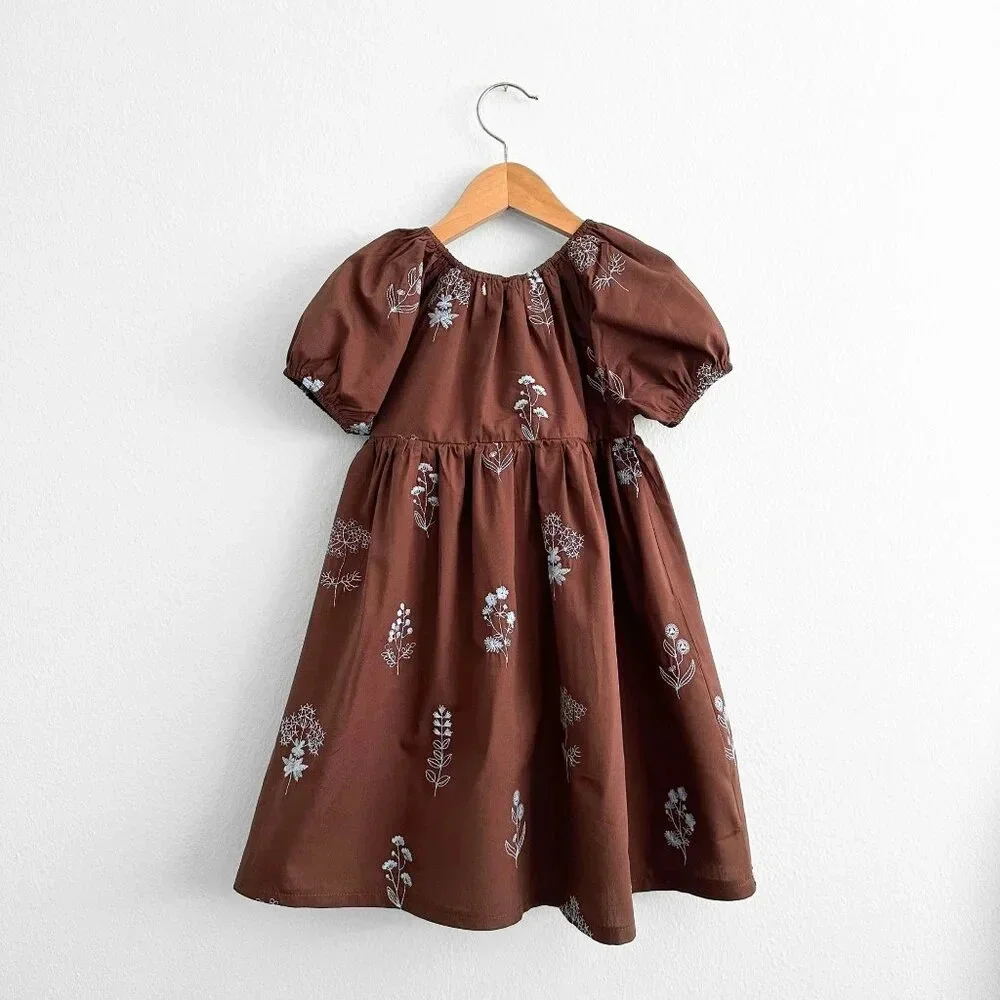 NWT Pretty Girls Short Sleeve Dress Bohemian Lovely Flowers Embroidery Brown 3T